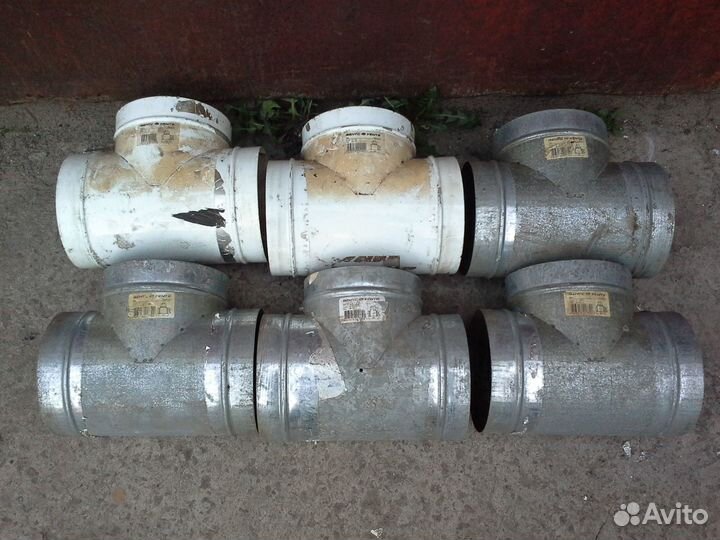 Тройник воздуховода