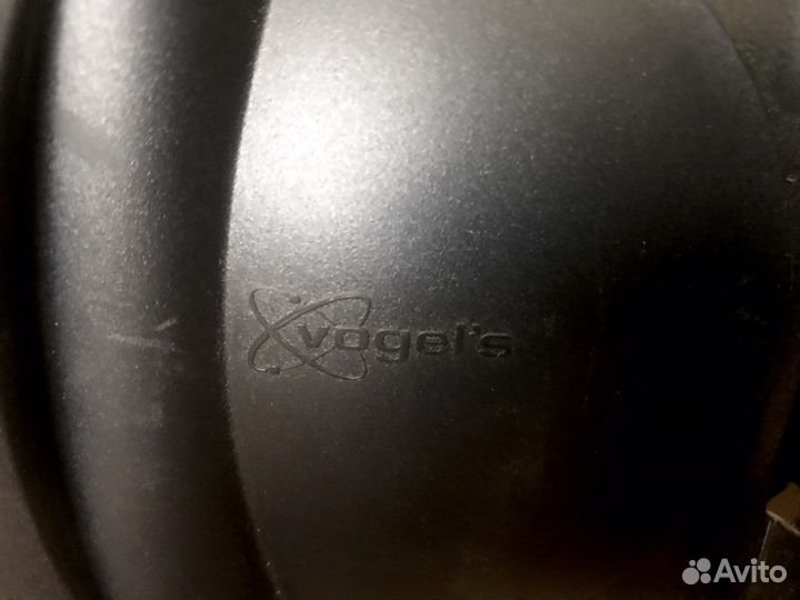 Крепление настенное для аккустических колонок