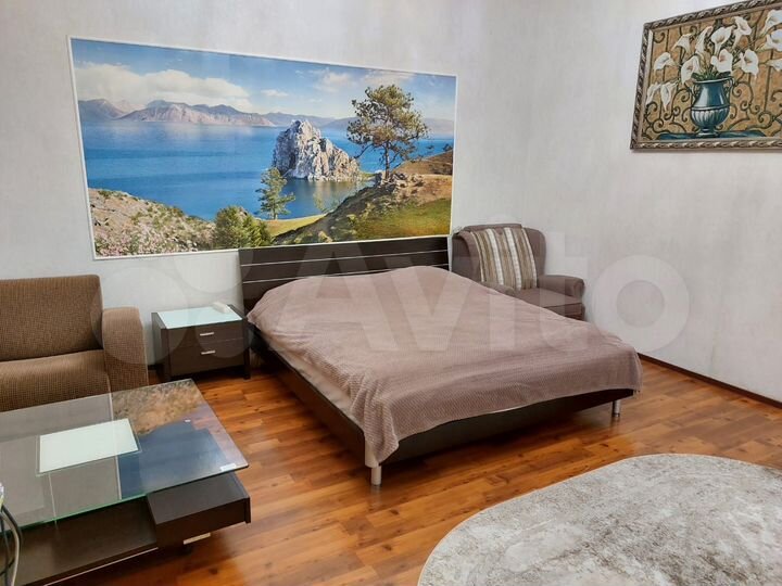 2-к. квартира, 54 м², 1/3 эт.