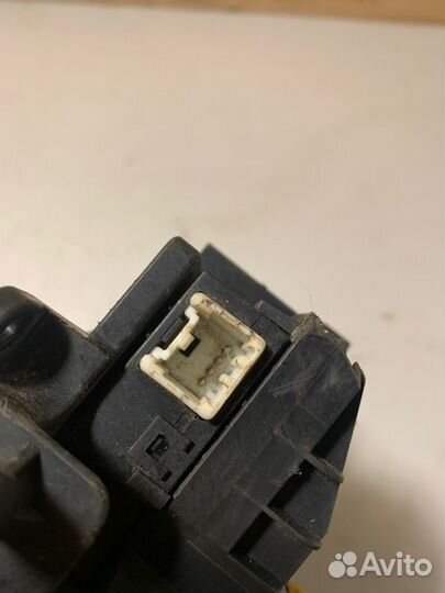 Шлейф подрулевой Ford Focus 2 hxdb 2007