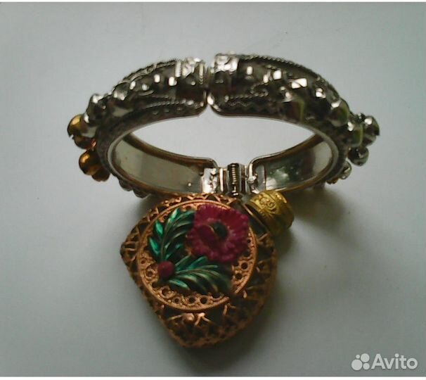 Звенящий браслет для восточных танцев