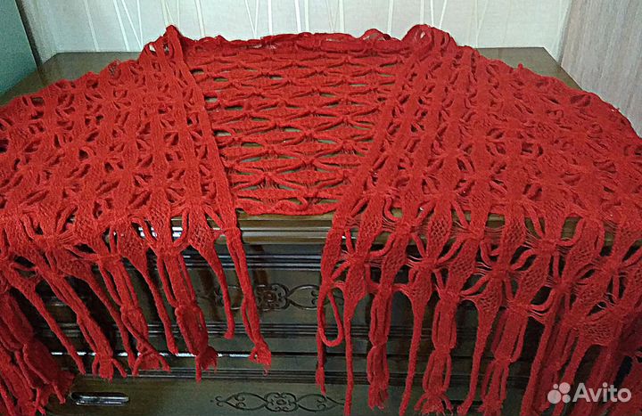 Шарфы и палантины