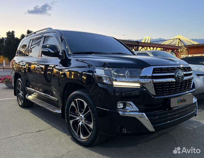 Toyota Land Cruiser, 2021