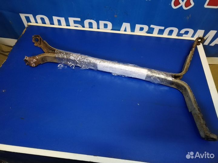 Крепление топливного бака Niva Chevrolet