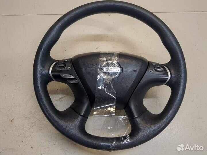 Руль Nissan Pathfinder, 2014