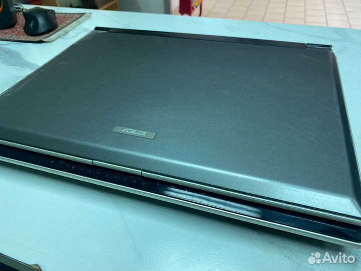 Ноутбук asus A7M