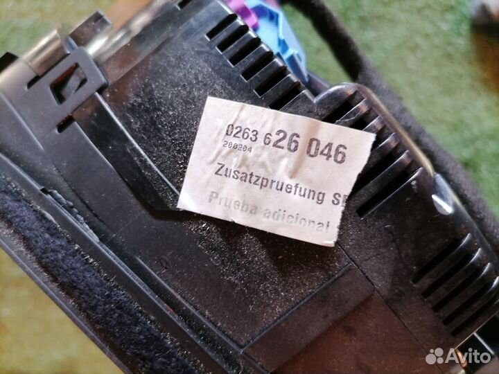 Спидометр (панель приборов) 8E0920900N Audi A4 B6
