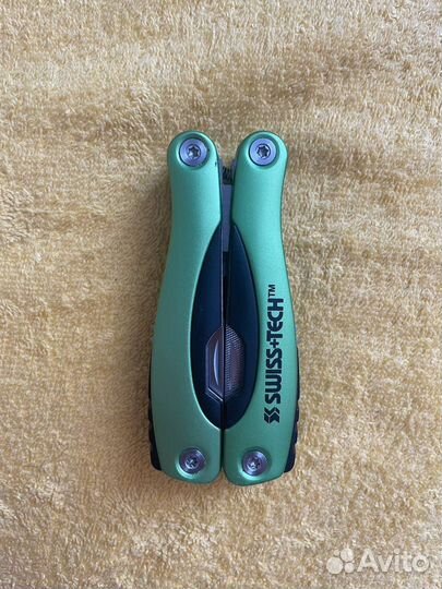 Мультитул swiss-tech