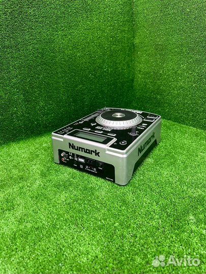 Диджейский пульт Numark NDX 200