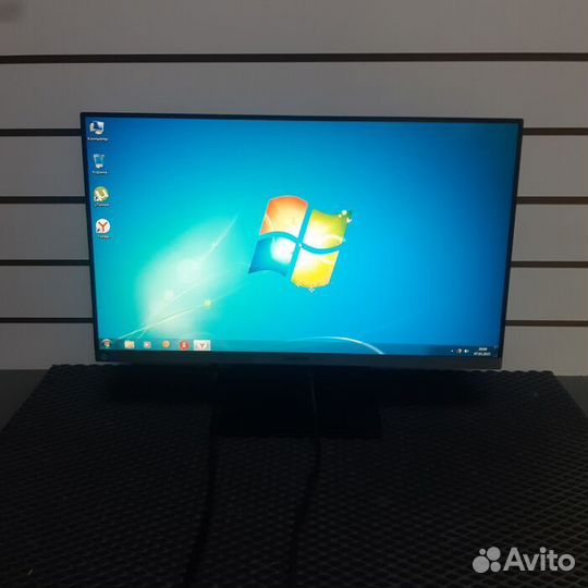 Монитор Samsung S24R650FDI