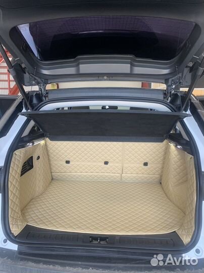 Автомобильные коврики в багажник Ford Taurus