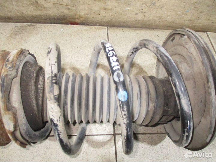 Пружина передняя Toyota Camry 50