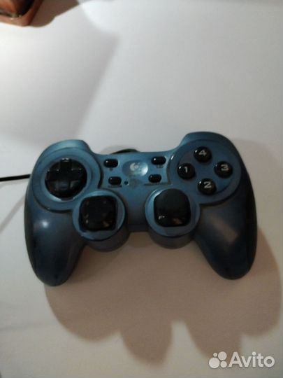 Геймпад logitech