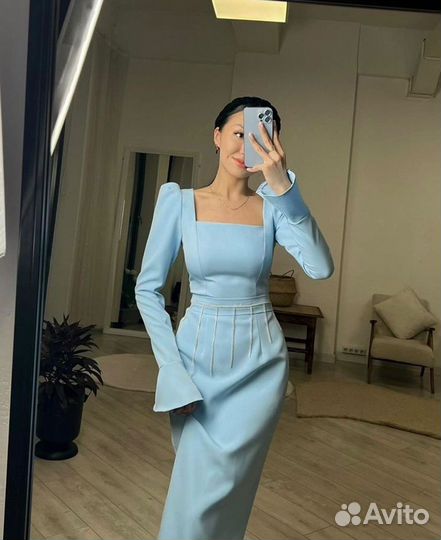 Платье вечернее