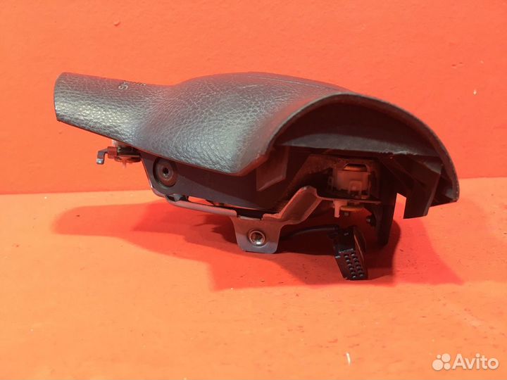 Подушка безопасности в руль Toyota Corolla (Б/У)