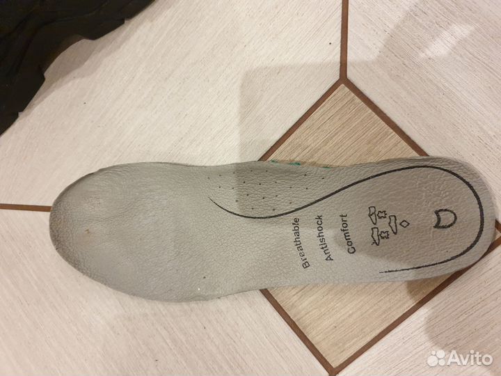 Ботинки демисезонные для девочки 35 размер