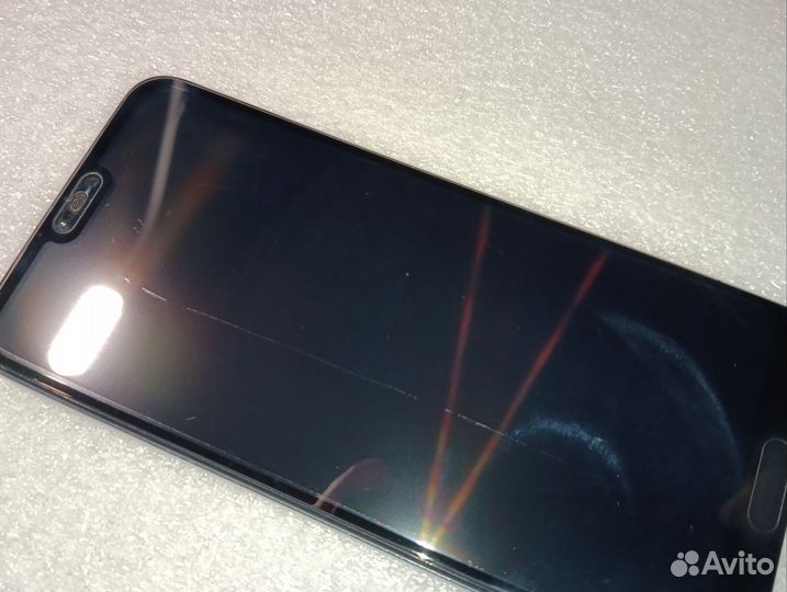 HONOR 10, 4/64 ГБ