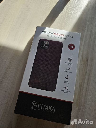 Чехол на iPhone 11 Pro pitaka