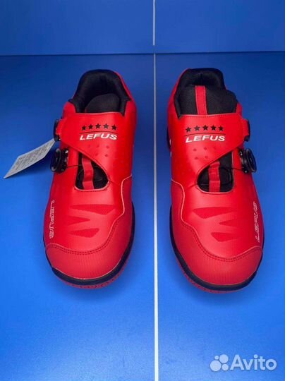 Кроссовки для бадминтона/настольного тенниса