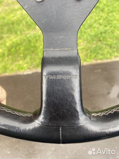 Спортивный руль Tomei