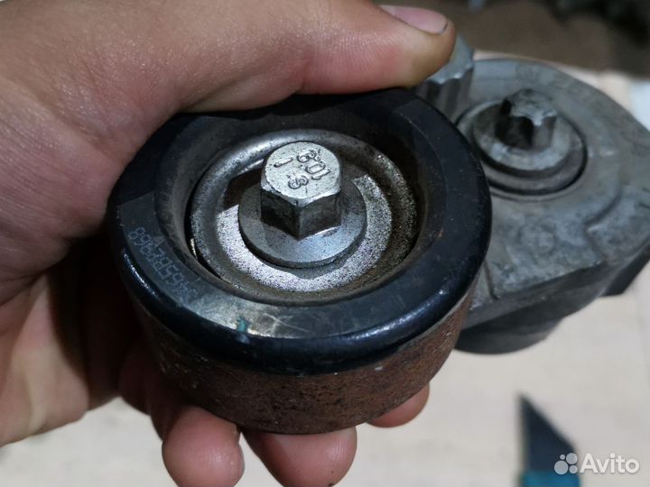 Натяжитель приводного ремня Chevrolet Aveo T300