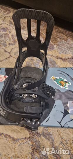 Сноуборд с креплениями