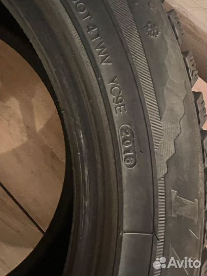 Kumho I'Zen KW22 235/50 R18