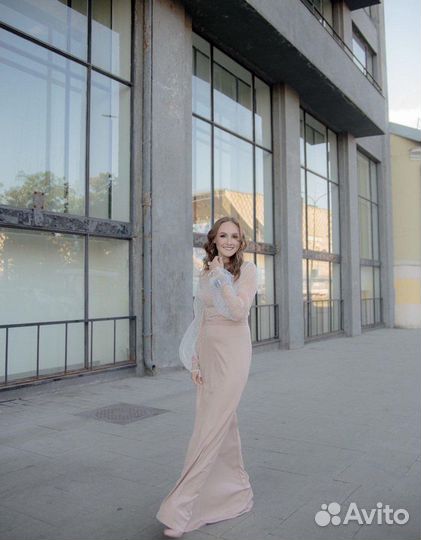 Вечернее платье