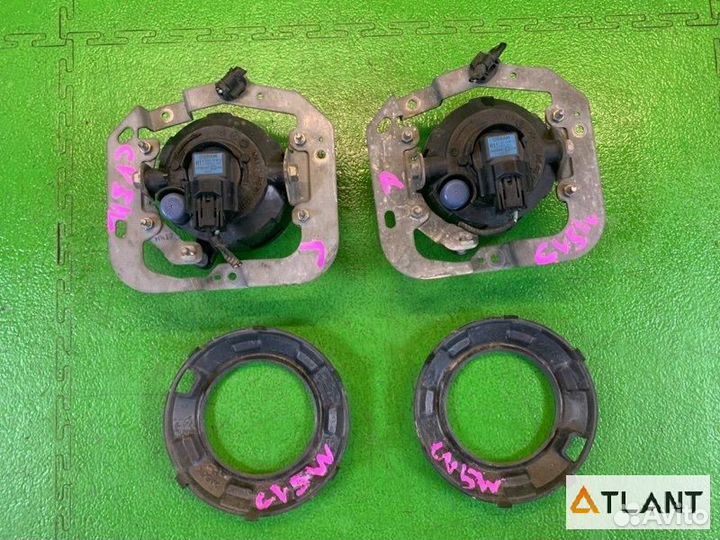 Туманка передняя mitsubishi delica D:5