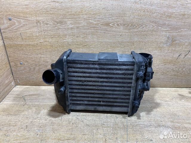 Интеркулер Audi A4 B6 128256