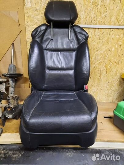 Салон на acura mdx