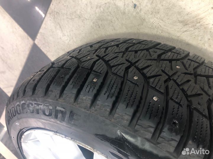 Колесные диски R21 с зимней резиной