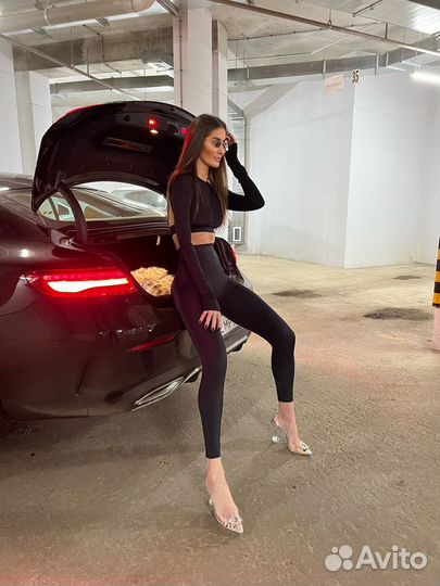 Костюм спортивный