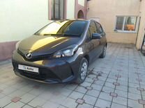 Toyota Vitz 1.0 CVT, 2016, 96 000 км, с пробегом, цена 920 000 руб.