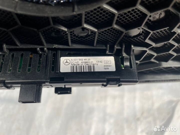 Накладка торпедо Mercedes-Benz Cls Amg C218/X218