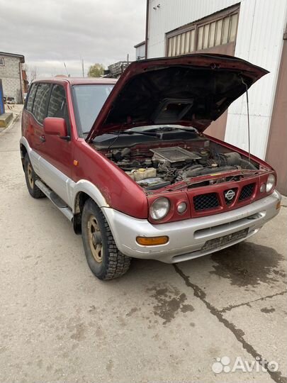 Nissan terrano 2 2.7 на запчасти