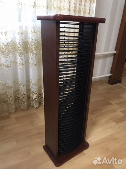 Подставка для дисков