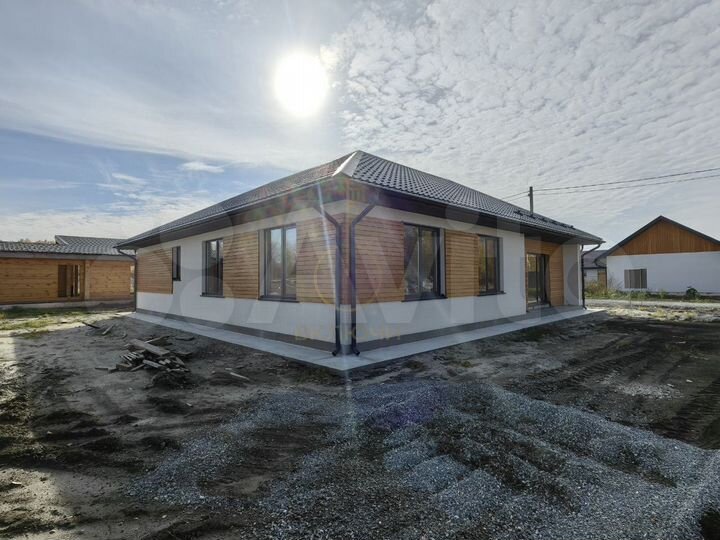 Дом 154,2 м² на участке 9,5 сот.