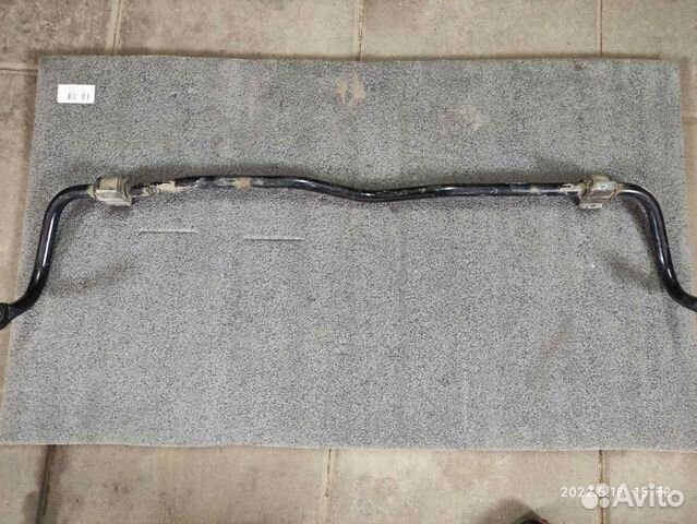 Передний стабилизатор Skoda Rapid