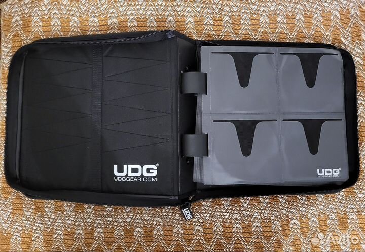 Сумка для дисков UDG ultimate CD wallet 128