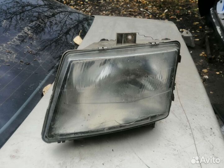 Фара Mercedes Vito 638