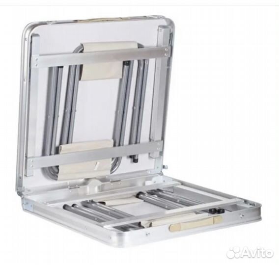 Туристический стол со стульями