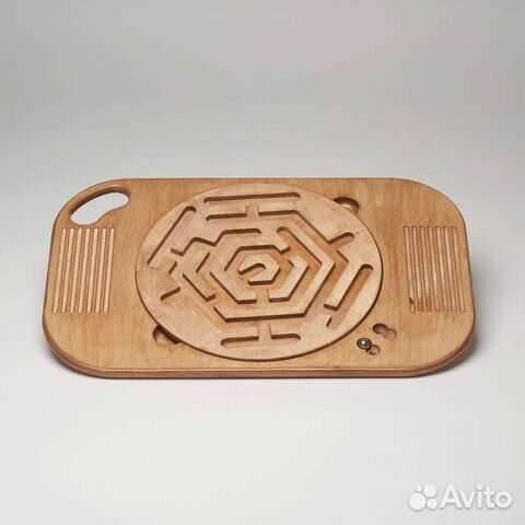 Балансировочная доска с лабиринтом