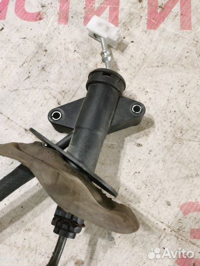 Рабочий цилиндр сцепления Ford Mondeo седан 1.8L