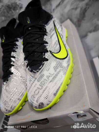 Сороконожки Nike Mercurial