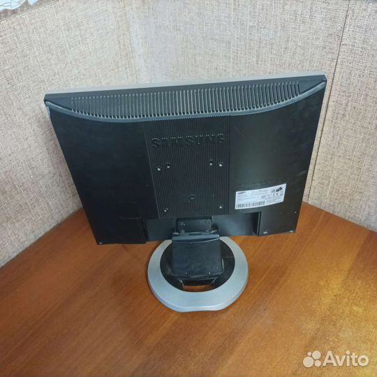 Монитор Samsung syncmaster 913n s