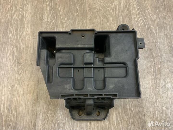 Подставка акб Hyundai Ix35 LM 2.0 D4HA 2011