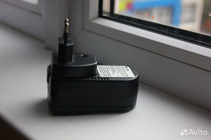 Зарядное устройство Acme AP CH-P1605