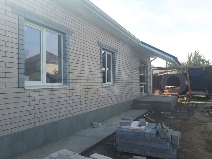 Дом 96,9 м² на участке 6 сот.