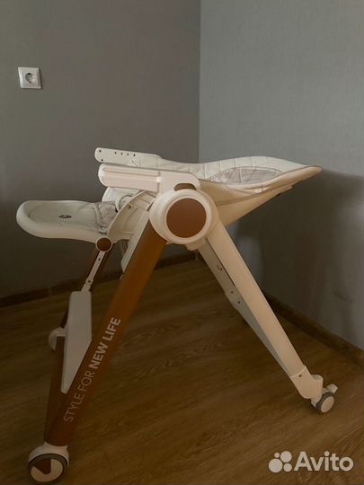 Стульчик для кормления happy baby berny v2